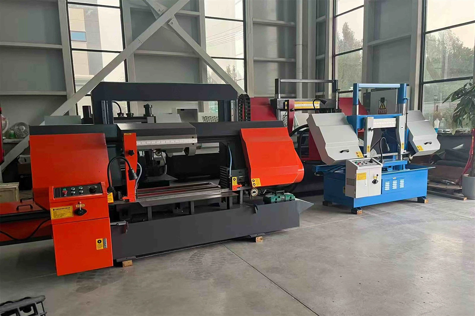 Sawing machine manufacturer Sawing machine manufacturer